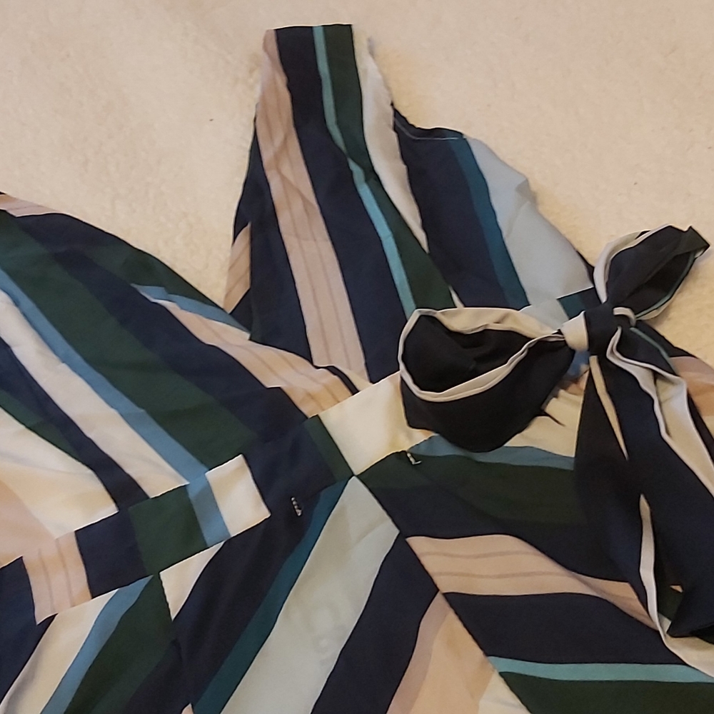 Médium maxi dress never worn